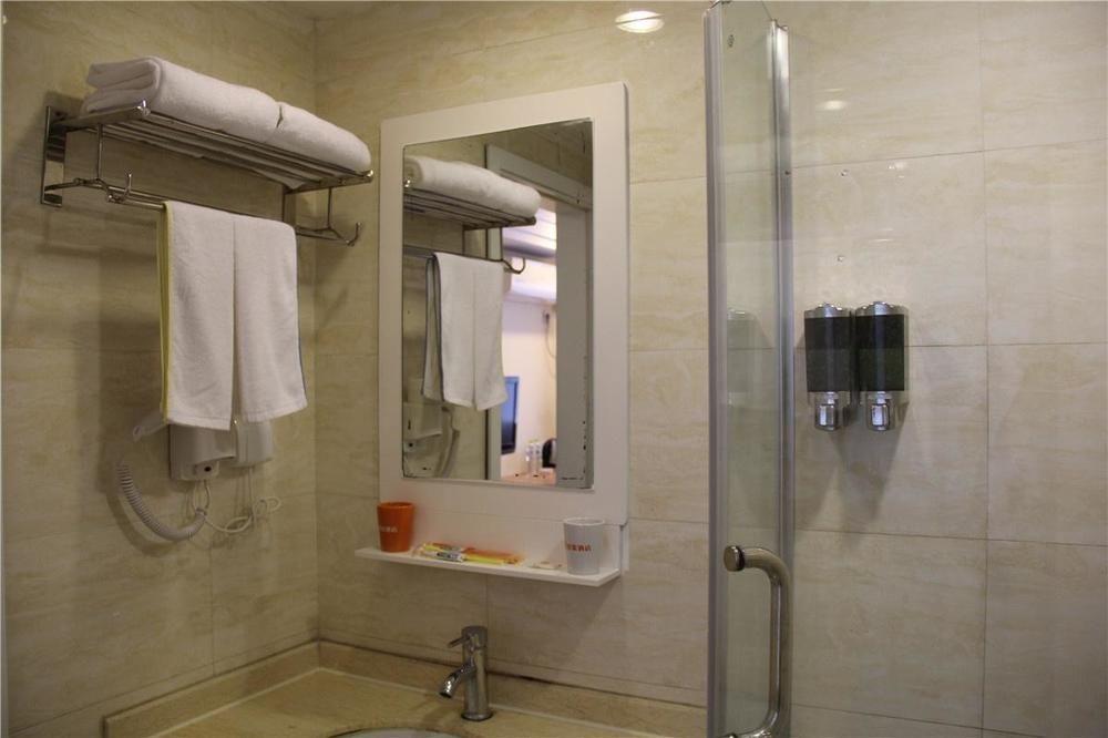 Home Inn Chengdu Kuanzhai Alley New City Square 外观 照片