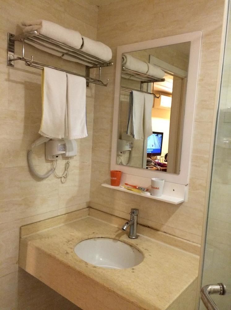 Home Inn Chengdu Kuanzhai Alley New City Square 外观 照片